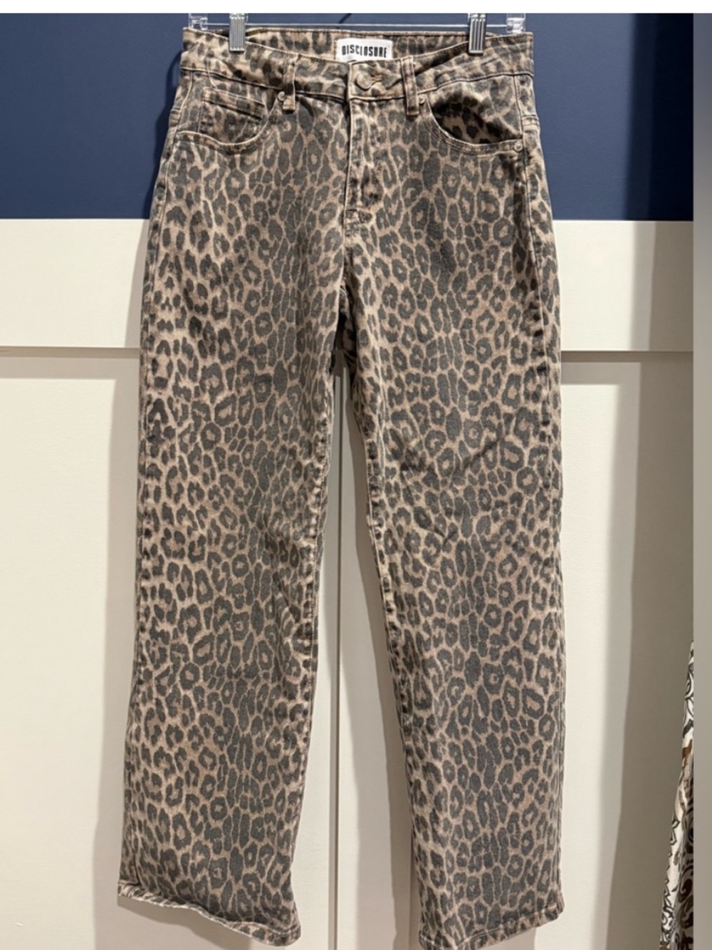 Disclosure Faded Leopard Print Jeans Size 5/27